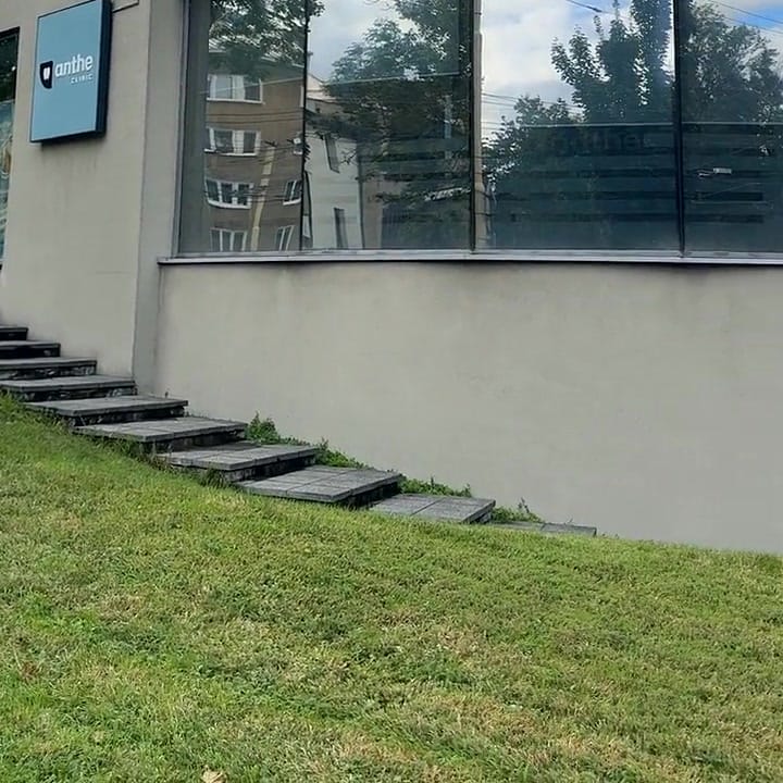Budova kliniky s označením Anthe